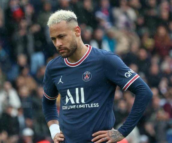 【早报】大满贯穆里尼奥！