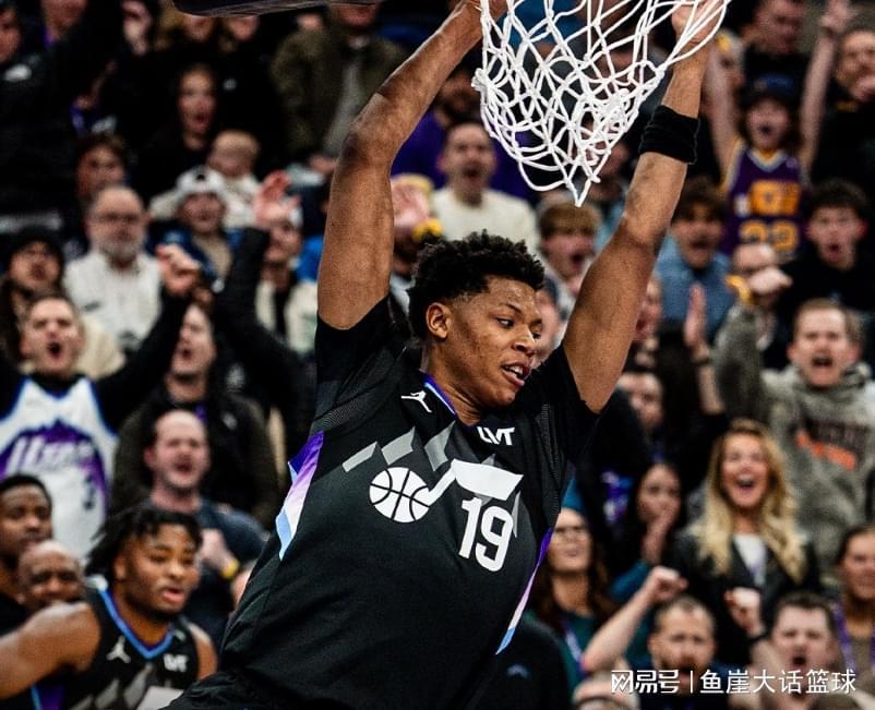 掘金险胜！约基奇22分11罚，乔治36+2无缘绝平，穆雷45+8也犯大错