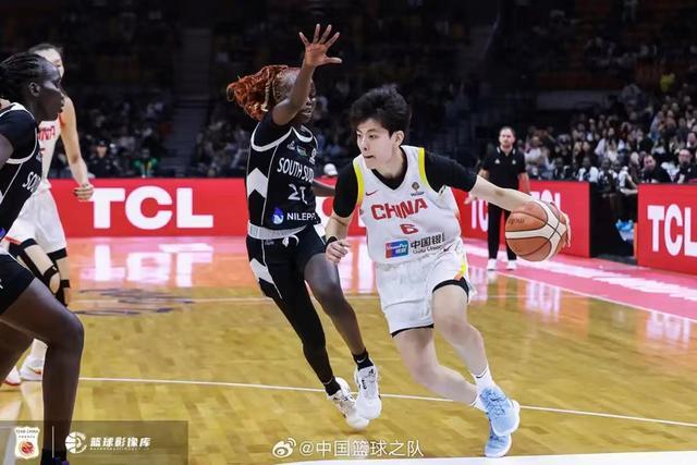 中国女篮,距离世界杯一步之遥